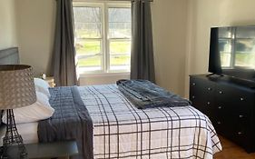 Hiker'S Retreat Modern 3 Bedroom Home With 2 Baths